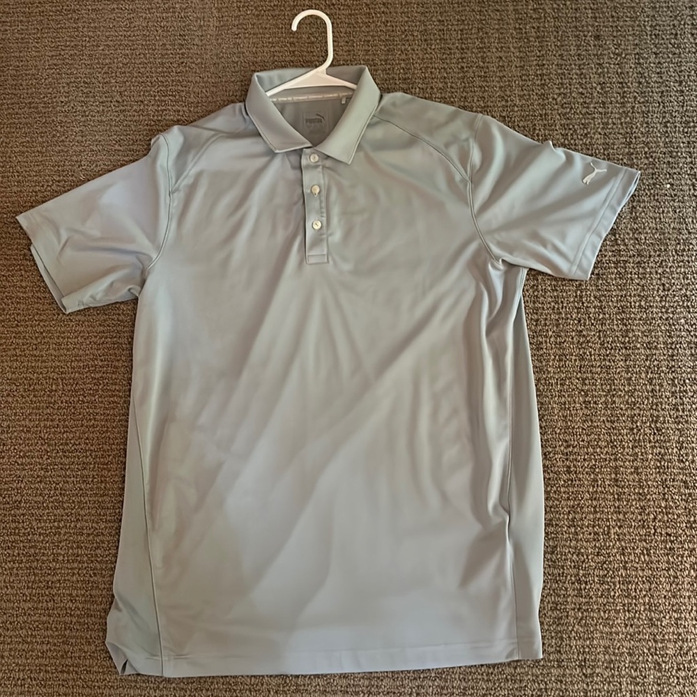 Gray Puma golf shirt in great condition.